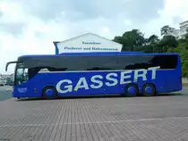 Setra 416 GT-HD von Gassert Reisen aus Deutschland im Stadthafen Sassnitz am 27.08.2017
