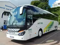Setra 517 HD von Gross aus Deutschland im Stadthafen Sassnitz am 27.08.2017