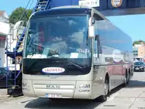 MAN Lion's Coach von Lauwers Reizen aus Belgien im Stadthafen Sassnitz am 25.06.2015