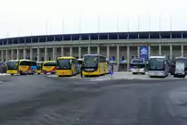 Berlin / Olympiastastadion -Südtor, Busse zur Grünen Woche im Januar 2019.