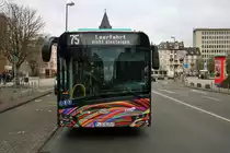 ICB Solaris Urbino 12 Electric Wagen 235 am 08.02.19 auf der Linie 75 in Frankfurt am Main