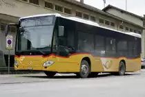 PostAuto MB C2 K vom PU TPC, Aigle am 10.2.19 beim Bahnhnhof St-Maurice.