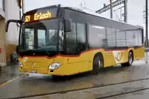 PostAuto MB C2 K von PU Eurobus, Erlach am 10.2.19 beim Bahnhof Ins.