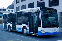 Der MB C2 K 74 von Rheintal Bus am 16.2.19 bei der Einfahrt auf den Bahnhof Sargans.