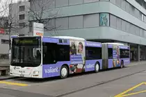 MAN Lions City 168 der RVBW mit der Werbung für die Bank Valiant, auf der Linie 2, bedient die Haltestelle beim Bahnhof Baden. Die Aufnahme stammt vom 02.02.2019.