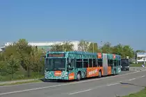 Mercedes Citaro 7052 mit der easy Jet Werbung, fährt Richtung Bahnhof SBB. Die Aufnahme stammt vom 20.09.2018.