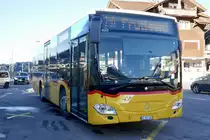 PostAuto MB C2 K '11017' 'BE 657 480' von Aeschi am 17.2.19 beim Bahnhof Reichenbach i.K.