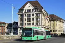 Mercedes Citaro 719, auf der Linie 38, überquert die Mittlere Rheinbrücke. Die Aufnahme stammt vom 13.02.2019.