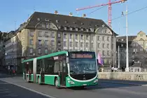 Mercedes Citaro 7020, auf der Linie 38, überquert die Mittlere Rheinbrücke. Die Aufnahme stammt vom 26.02.2019.