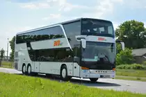 Am 04.06.2016 fährt B-VB 1491 für die ILA 2016 auf der Shuttle Linie  T . Aufgenommen wurde ein Setra S 431 DT der BVB.