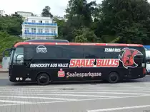 MAN Lion's Coach der Saalesparkasse aus Deutschland im Stadthafen Sassnitz am 02.09.2017