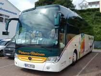 Mercedes Travego von Peters-Reisen aus Deutschland im Stadthafen Sassnitz am 02.09.2017