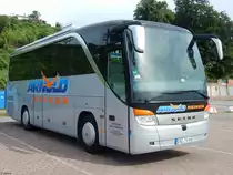 Setra 411 HD von Arnold Reisen aus Deutschland im Stadthafen Sassnitz am 02.09.2017