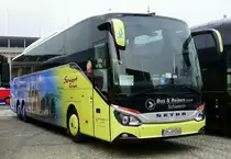 Setra S 517 HD ''Bus & Reisen GmbH Schwerin /SH Sewert Reisen'', vor dem Olympiastadion Berlin, Januar 2019. (Grüne Woche, Messe)