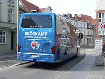 Setra 516 HD von Bröskamp aus Deutschland in Stralsund am 22.07.2015