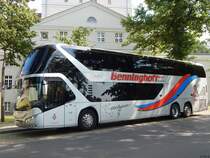 Neoplan Skyliner von Benninghoff aus Deutschland in Stralsund am 22.07.2015