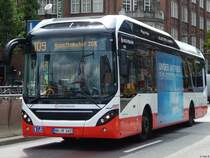 Volvo 7900 Hybrid der Hamburger Hochbahn AG in Hamburg am 23.07.2015