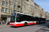 HHA 4603 (HH-YB 4903) Linie 5, am 29.3.2019 in der Mönckebergstr. / MB CapaCity L, 5-türig, 4-achs. (EZ 2016) /