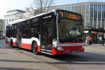HHA 6807 (HH-YB 6807) Linie 35, am 29.3.2019 in der Mönckebergstr. / MB Citaro  C2  LE Schnellbus (EZ 2018) /