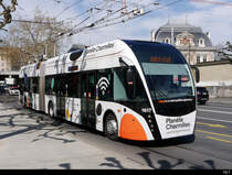 tpg - VanHool Trolleybus Nr.1617 unterwegs auf der Linie 6 in der Stadt Genf am 06.04.2019
