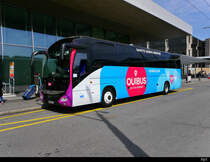 IVECO Magelys unterwegs bei den Haltestellen vor dem Flughafen in Genf am 06.04.2019