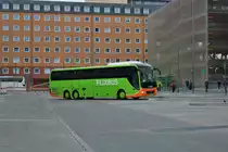 FlixBus MAN Lions Coach am 13.04.19 am neuen Busbahnhof in Frankfurt am Main am Hauptbahnhof Südseite 