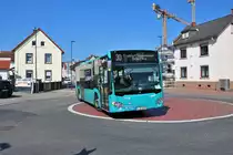 ICB Mercedes Benz Citaro 2 G Wagen 438 am 30.04.19 in Bad Vilbel Bhf auf der Linie 30