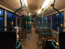 Der Fahrgastraum eines Mercedes Citaro III der Neubrandenburger Verkehrsbetriebe in Neubrandenburg am 15.09.2017