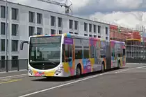 Mercedes Citaro 7026 mit der Werbung für 100 Jahre Adullam-Stiftung, auf der Linie 36, fährt zur Haltestelle Erlenmatt. Die Aufnahme stammt vom 06.05.2019.