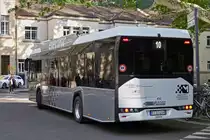 Heckansicht eines Solaris Urbino 12 electric, aufgenommen nahe dem Bahnhof von Bozen. Mai 2019