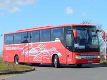 Setra 416 GT-HD von Becker-Strelitz Reisen aus Deutschland in Lietzow am 17.04.2016