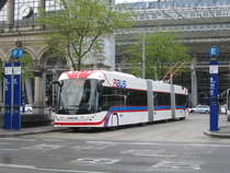 vbl Nr. 417 (Hess Lightram 4 BGGT-N2D) am 22.5.2019 beim Bhf. Luzern