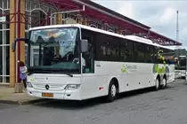 SL 3324, Mercedse Benz Integro von Sales Lentz wartet in Troisvierges auf die Ankunft des nächsten Zuges, dan wird er die Reisenden als SEV weiter direkt nach Mersch fahren.  08.06.2019