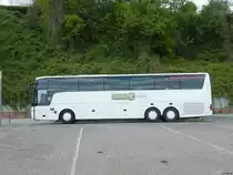 Van Hool T916 von Schmieg Reisen aus Deutschland im Stasthafen Sassnitz am 12.05.2016