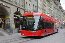 Hess Trolleybus 36, auf der Linie 12, fährt durch die Marktgasse. Die Aufnahme stammt vom 24.04.2019.