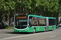 Mercedes Citaro 7020, auf der Linie 30, fährt zur Endstation am badischen Bahnhof. Die Aufnahme stammt vom 08.06.2019.