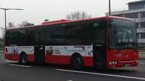 Hier ist der KA SB 1253 von Südwestbus (ex RBS, Stuttgart) auf der Buslinie 125 nach Kirrlach über Bruchsal unterwegs. Gesichtet im März 2018 am Fächerbad in Karlsruhe.