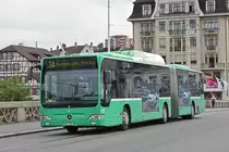 Mercedes Citaro 721, auf der Linie 34, überquert die Mittlere Rheinbrücke. Die Aufnahme stammt vom 11.06.2019.