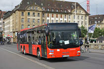 MAN Bus von Südbadenbus, auf der Linie 38, überquert die Mittlere Rheinbrücke. Die Aufnahme stammt vom 11.06.2019.