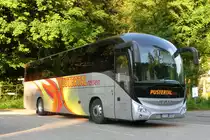 Iveco Magelys von Pustertal Reisen aus Italien am 03.06.2019 in Bad Bergzabern