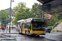 BVG 2295 - 2016-07-27 - ImmoWelt.de - Berlin S+U Pankow (Garbatyplatz) - 155 Bus endet hier
