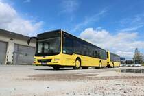 Racktours MAN Lions City mit Anhänger am 15.06.19 in Erlensee auf dem ehemaligen Fliegerhorst der US Army. Dort stehen viele Busse von RackTours und BRHVias Bus. Ich durfte durch Nachfrage eines Mitarbeiters Fotos machen