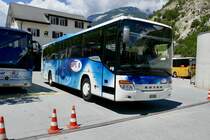 Setra 415 UL 'VS 38003' der LLB rückt am 16.6.19 vor, für den Shuttle Betrieb von Leuk nach Erschmatt.