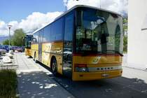 Eine Setra 313 UL 'VS 63800' die am 16.6.19 beim LLB Areal in Leuk parkiert ist.