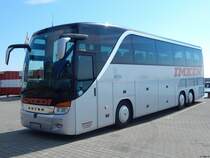 Setra 415 HDH von Imken aus Deutschland im Stadthafen Sassnitz am 03.05.2016