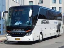 Setra 517 HDH von Københaven Bustrafik aus Dänemark in Sassnitz am 01.05.2016