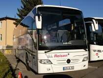 Mercedes Tourismo von VLL Reisen aus Deutschland in Sassnitz am 05.05.2016