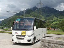 Iveco Probus Rapido von TPF Fribourg (nummer 485), geparkt am Bahnhof Enney.