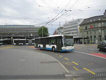 vbl Nr. 723 (Mercedes Citaro O530) am 10.6.2019 beim Bhf. Luzern