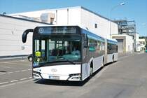 Transdev Rhein Main Solaris Urbino 18 SEV Linie für die VGF U-Bahn Linien U4 und U7 am 06.07.19 in Frankfurt Enkheim 